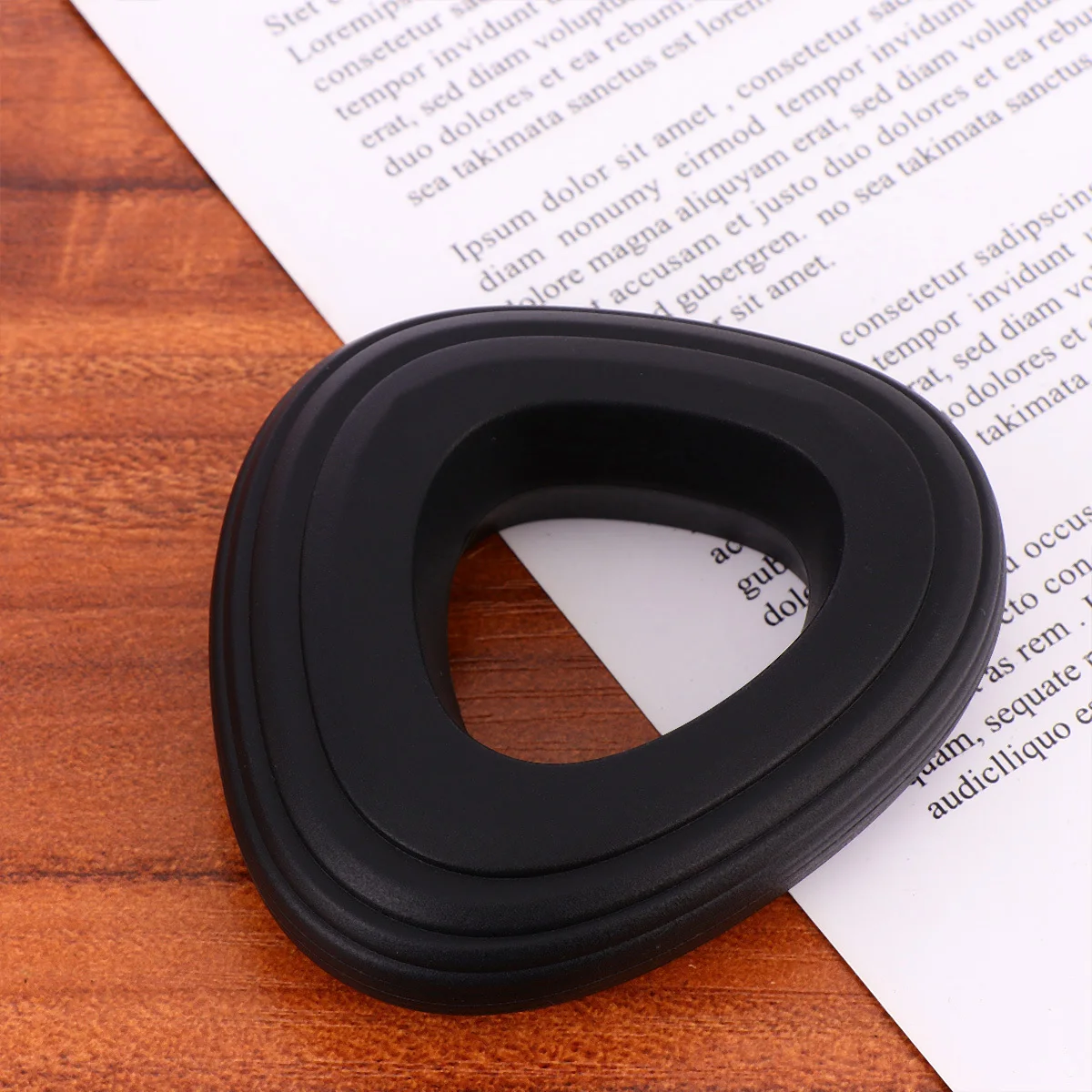 

Hand Grip Squeeze Ring 60 Pounds Silicone Hand Gripper Durable Comfortable Strength Trainer for Golf Tennis Baseball Musicians