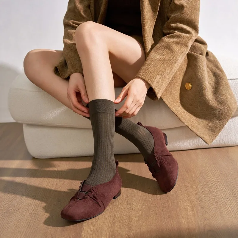 240‑Needle High‑Density Wool‑Blend Mid‑Calf Socks for Women, Anti‑Pilling Ins‑Style Slim‑Fit Luxury Skin‑Friendly Winter Socks
