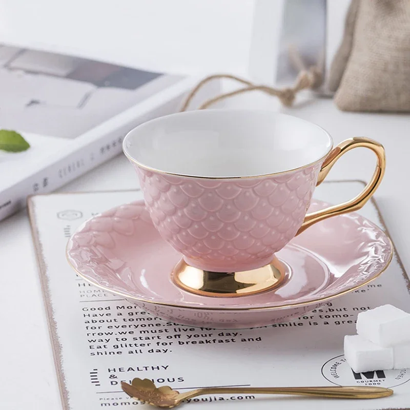 Teacup and Saucer Set with Spoon, Fine China Tea Party Gift Fish Scale Ceramic Cup and Saucer Set, Coffee Cup, Pink, Blue, Green