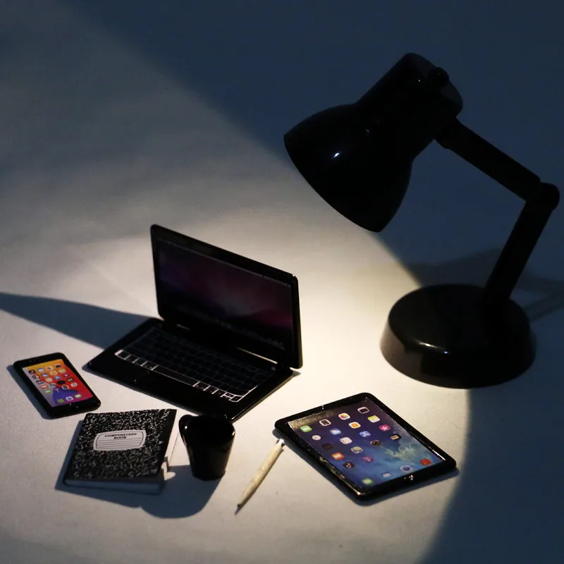 7PCS 인형집 미니어처 오피스 놀이 세트 미니 노트북 컴퓨터 태블릿 전화 램프 책 커피 머그컵 펜 인형집용 시뮬레이션