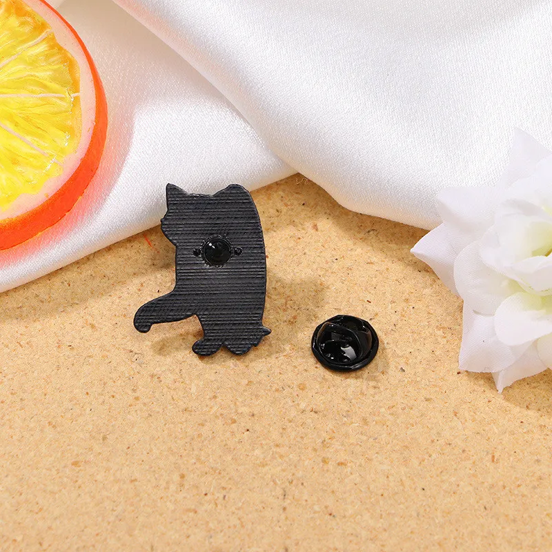 Funny Cartoon Space Shuttle Cat Enamel Brooch Cute Kitty Animal Lapel Badge Pins Jewelry New Year Gifts For Women Girls image 2