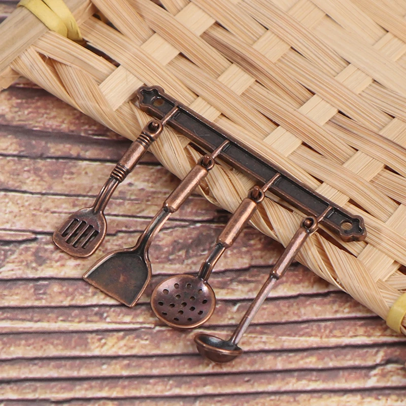 Utensili da cucina per simulazione di supporto per cucchiaio da zuppa con pala in miniatura per casa delle bambole