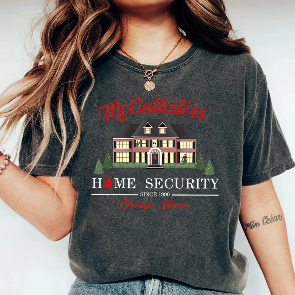 

Рубашка McCallister's Home Security, футболка с рождественским фильмом «Один дома», футболки с боевым планом Кевина Маккалистера, забавные рождественские рубашки, подарок