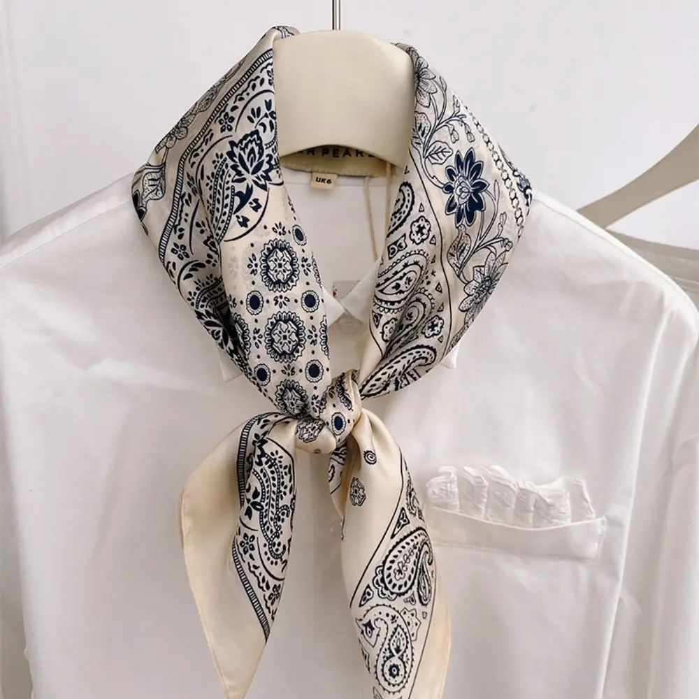 1 قطعة دائم بيزلي طباعة وشاح مربع تنفس الفاخرة تقليد وشاح حريري يندبروف 70x70 سنتيمتر منديل الإكسسوارات