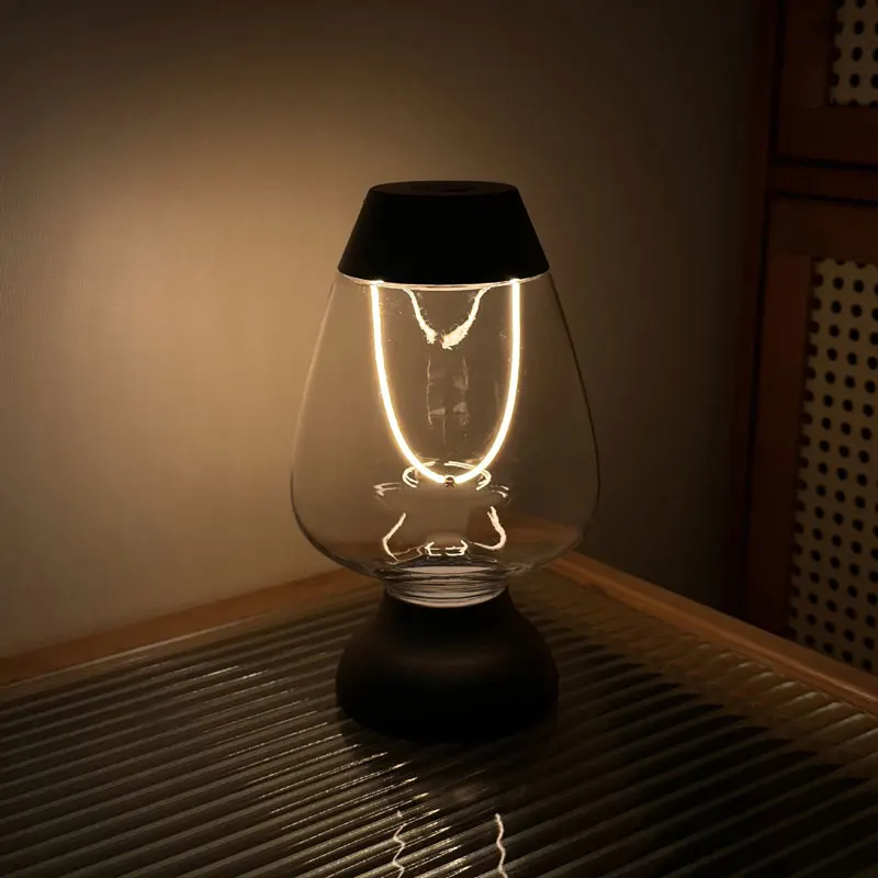 Arredamento della camera Ristorante Bar Luce notturna LED Ricarica Touch Lampada da comodino per camera da letto Luce notturna creativa Luce comoda