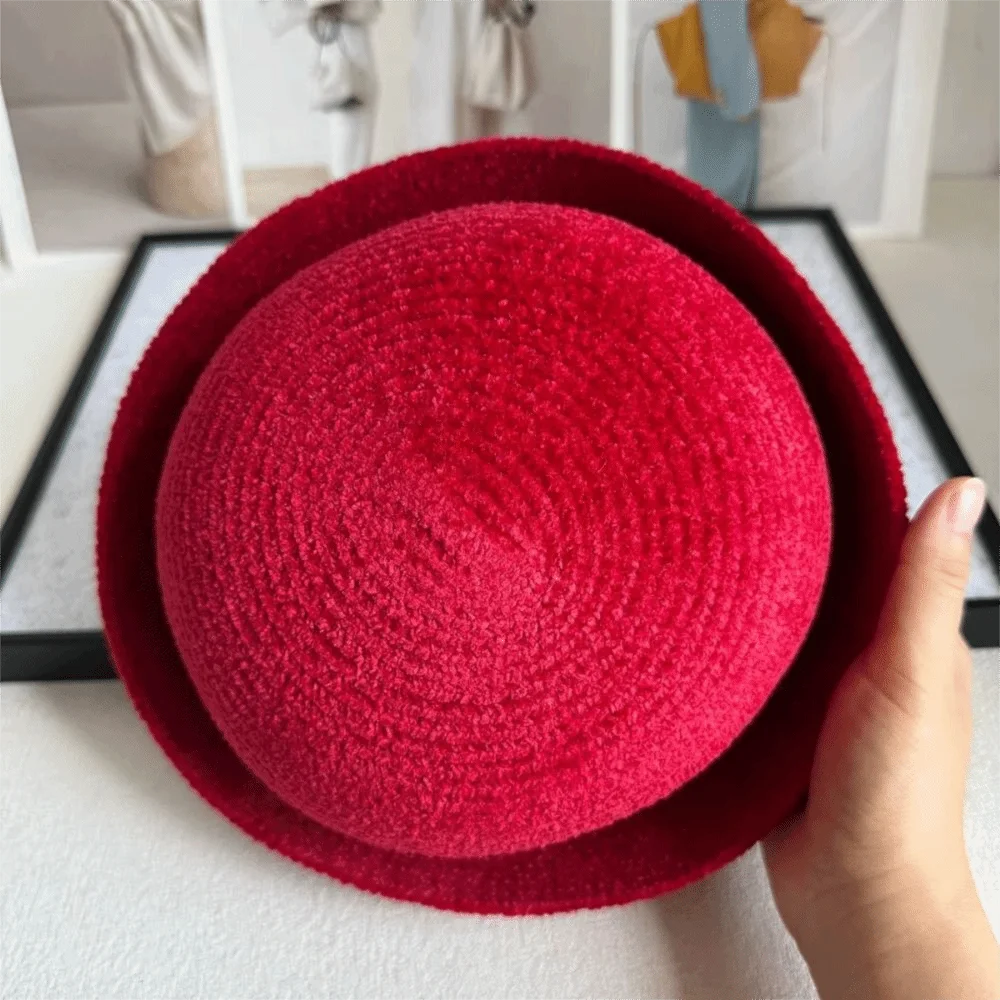 Modischer französischer Chenille-Pillbox-Hut, Fedora, Tränenform-Beret, eleganter, vielseitiger Medikamentenbox-Hut für Cocktail-Events – Detail 7
