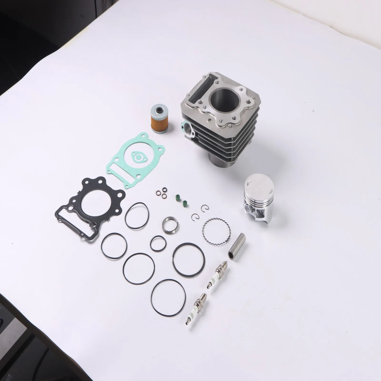 

12000-HC4-000 12100-HC4-000 Cylinder Rebuild Kit for Honda TRX300 TRX300FW 300 Fourtrax 1988-2000 74.00mm Piston
