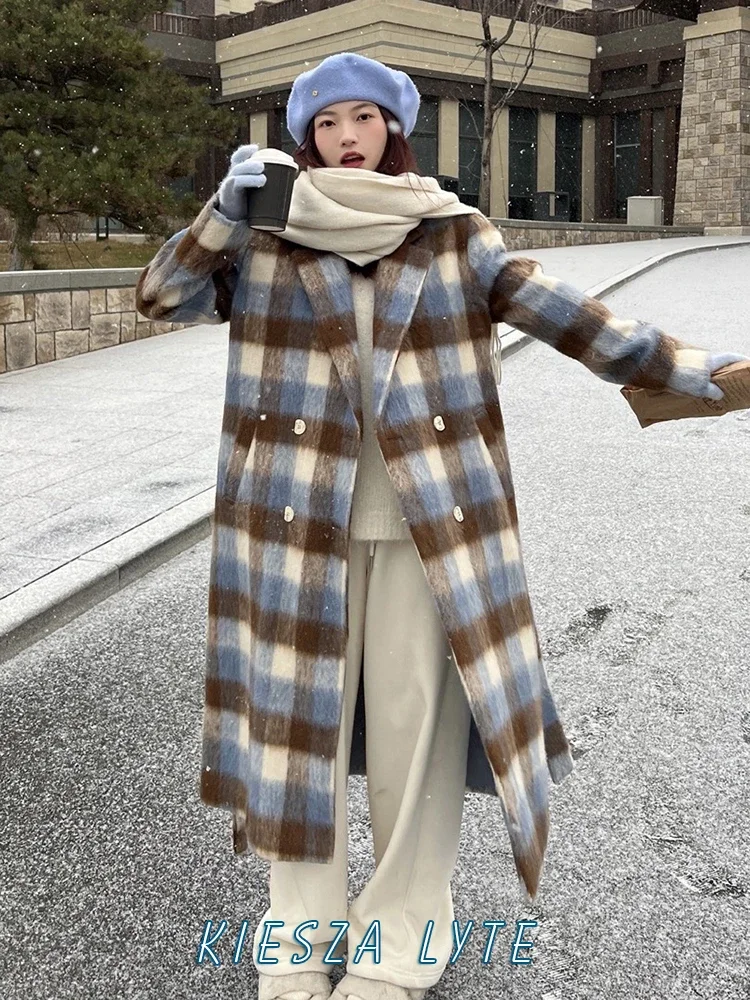 2024 Winter New Korean Thicken Plaid Warm High quality Woolen Coat Women Retro Wool & Blends Overcoat Slim With Belt 한국인 리뷰 많은 옷