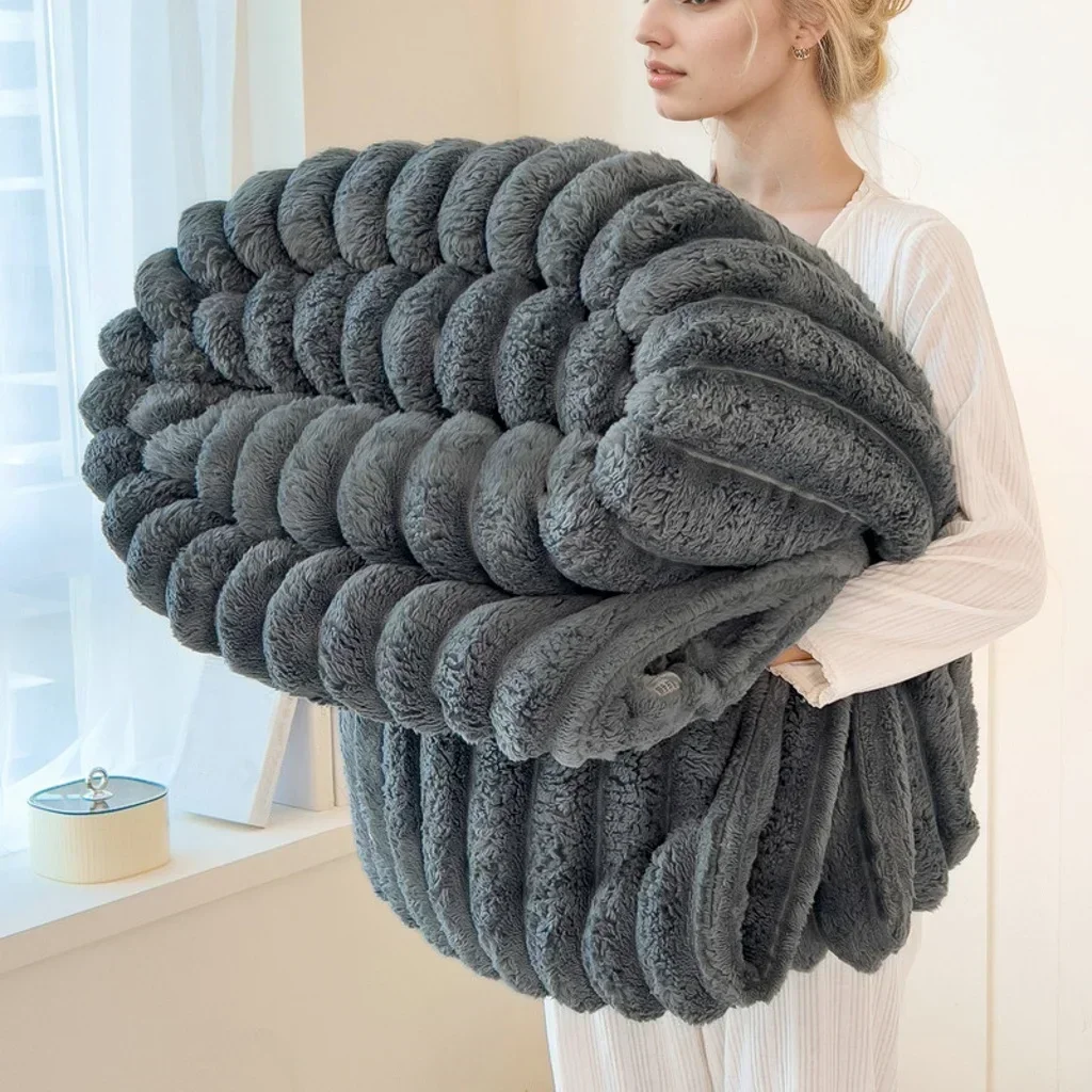 1PC Striped Flannel Blanket, Luxury Double-Sided Fabric, Soft Polyester Warm Throw, Suitable For Sofa Office Camping, Ideal Xmas Gift