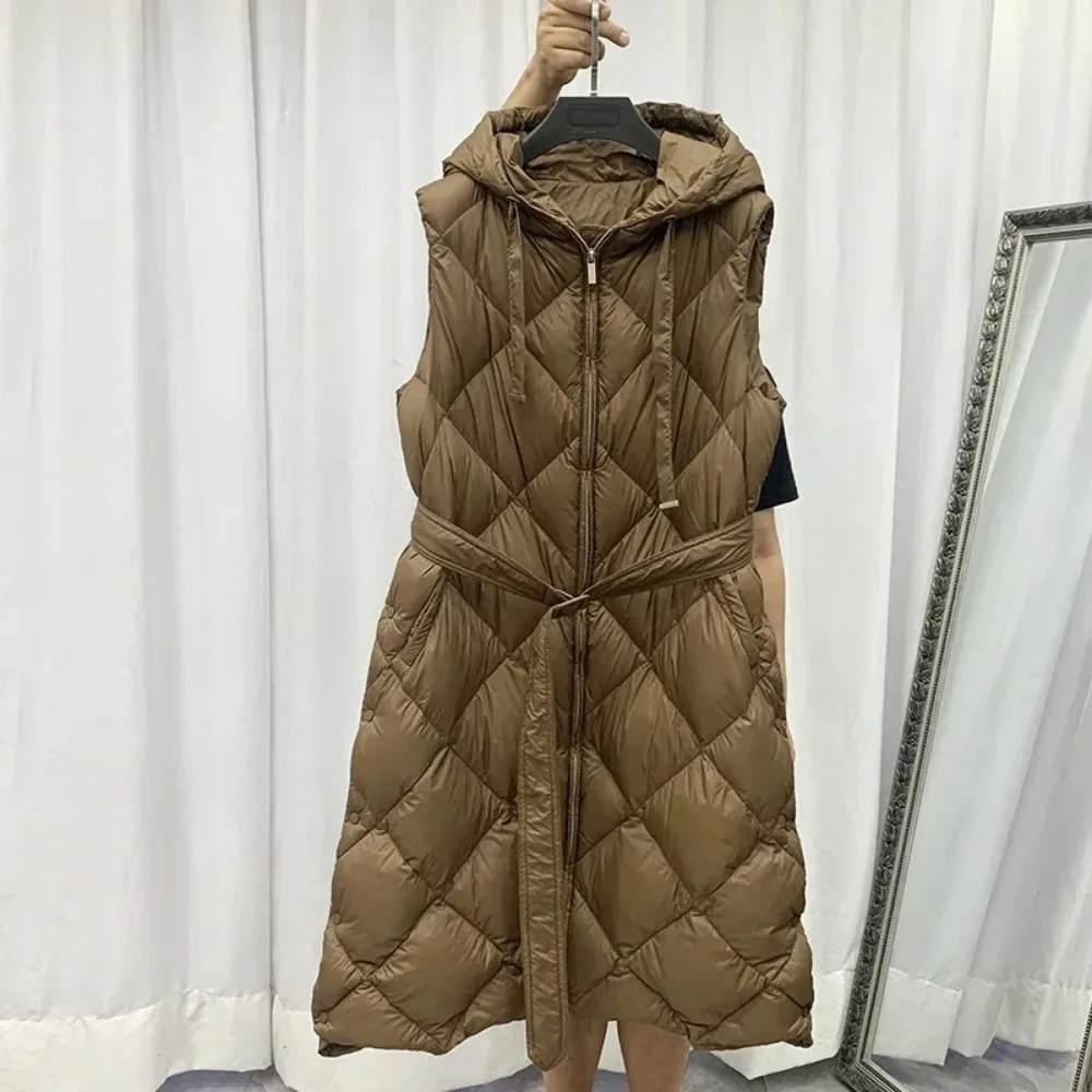 2024 New Women\'s Down Jacket Luxury Women\'s Down Jacket Sleeveless Vest with Hat Diamond Plaid Thickened Warm Down Jacket Vest