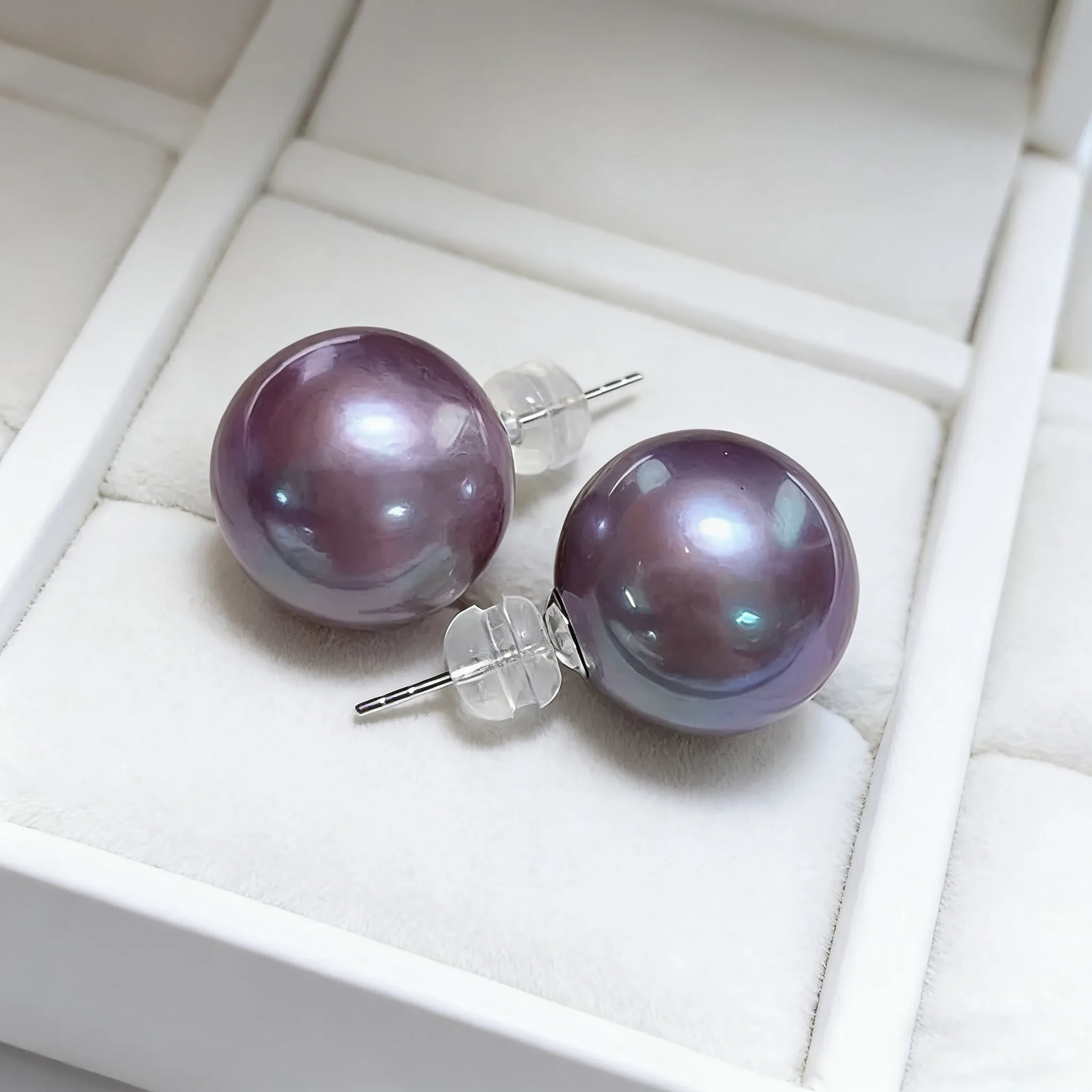

Элегантные классические жемчужные серьги AAAA9-10мм/10-11мм с натуральным жемчугом Южных морей фиолетового цвета, серебро 925 пробы