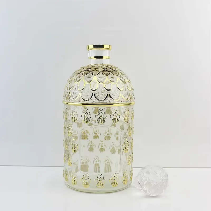 New Design Crystal Glass Perfume Bottle Cactus Vase Engraved Animal Patterns Fashion Trend Holiday Decorations Manufacturer