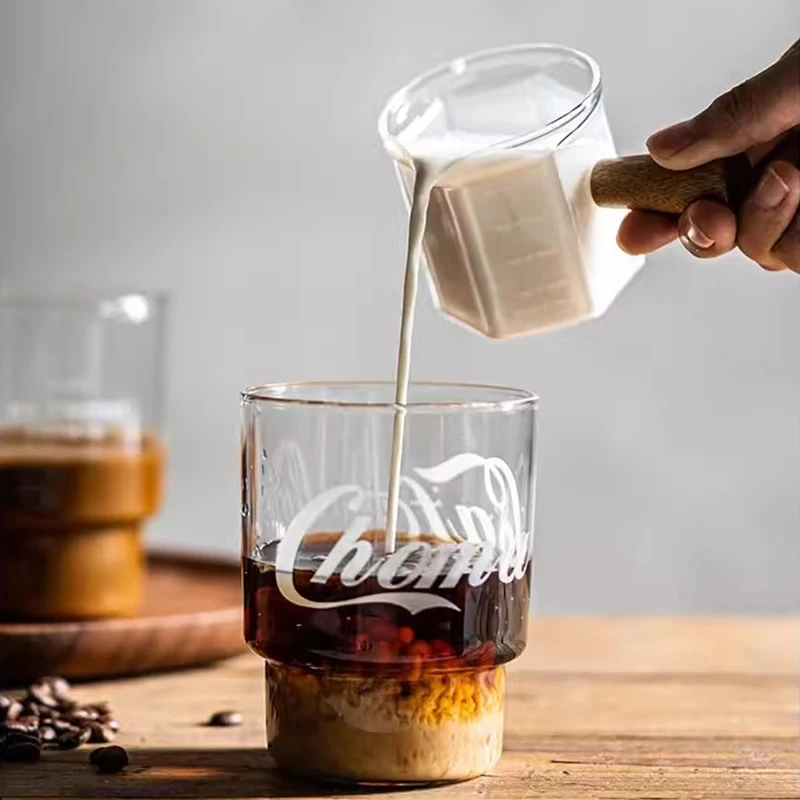FOME كوب قياس القهوة الزجاجي إبريق حليب القهوة مقبض خشبي كوب قياس القدح جرة الحليب المتدرجة لوازم المطبخ