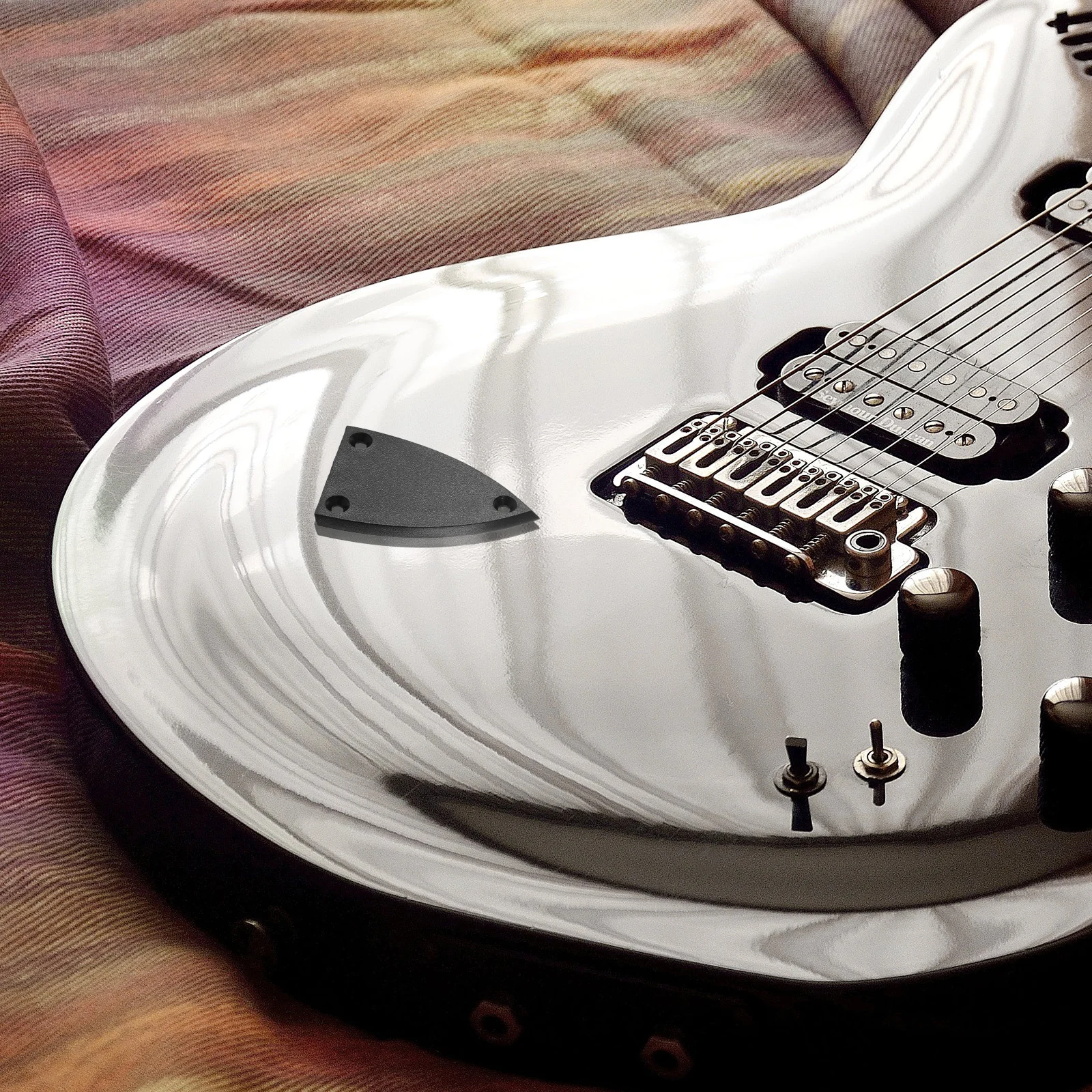 

4Pcs Guitar Truss Rod Cover Black Durable Plastic Easy Install Protects Truss Rod from Dirt Accessories Guitar Hole Cover