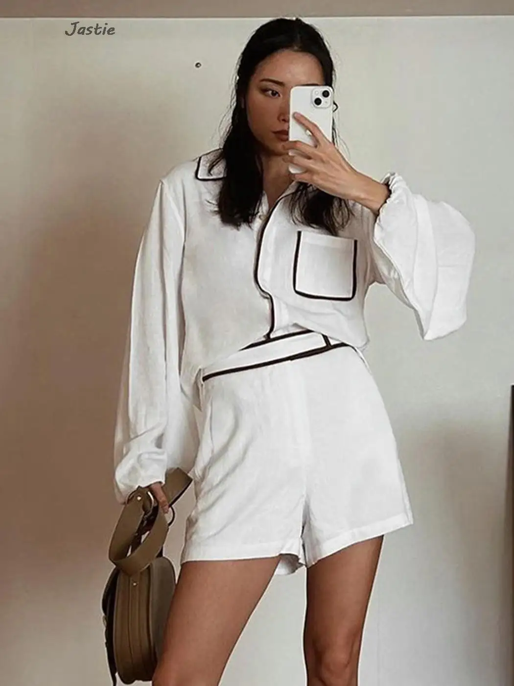 Conjunto de camisa e shorts de peito único feminino, roupa simples, cor contrastante, preto e branco, verão