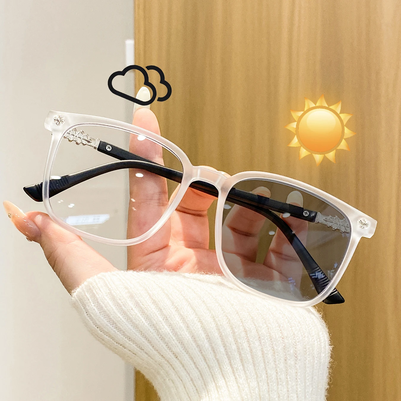 1 Pair of Women's Frosted Large Square Frame Photochromic Glasses, Refreshing, Dynamic, Exquisite, and Fashionable Women's Glasses, Suitable for Best Friends to Wear While Shopping, Short Trips, City Outings, and Dates