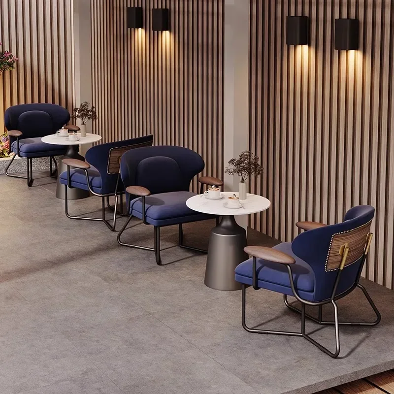 Wohnzimmer Einzel-Freizeitstuhl einfach, nordisches Einzelsofa modernes helles Luxus-Eisen, Tigerstuhl