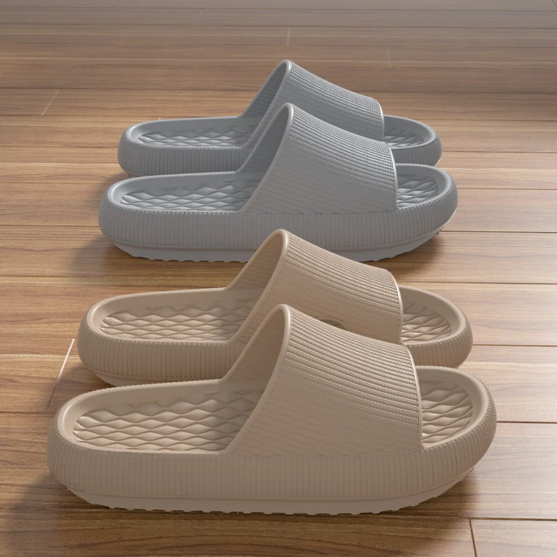 Men Thick Platform Cloud Slippers Eva Cfortable Non-Slip Home Slides Couple Summer Lightweight Soft Sole Sandals Flip Flops