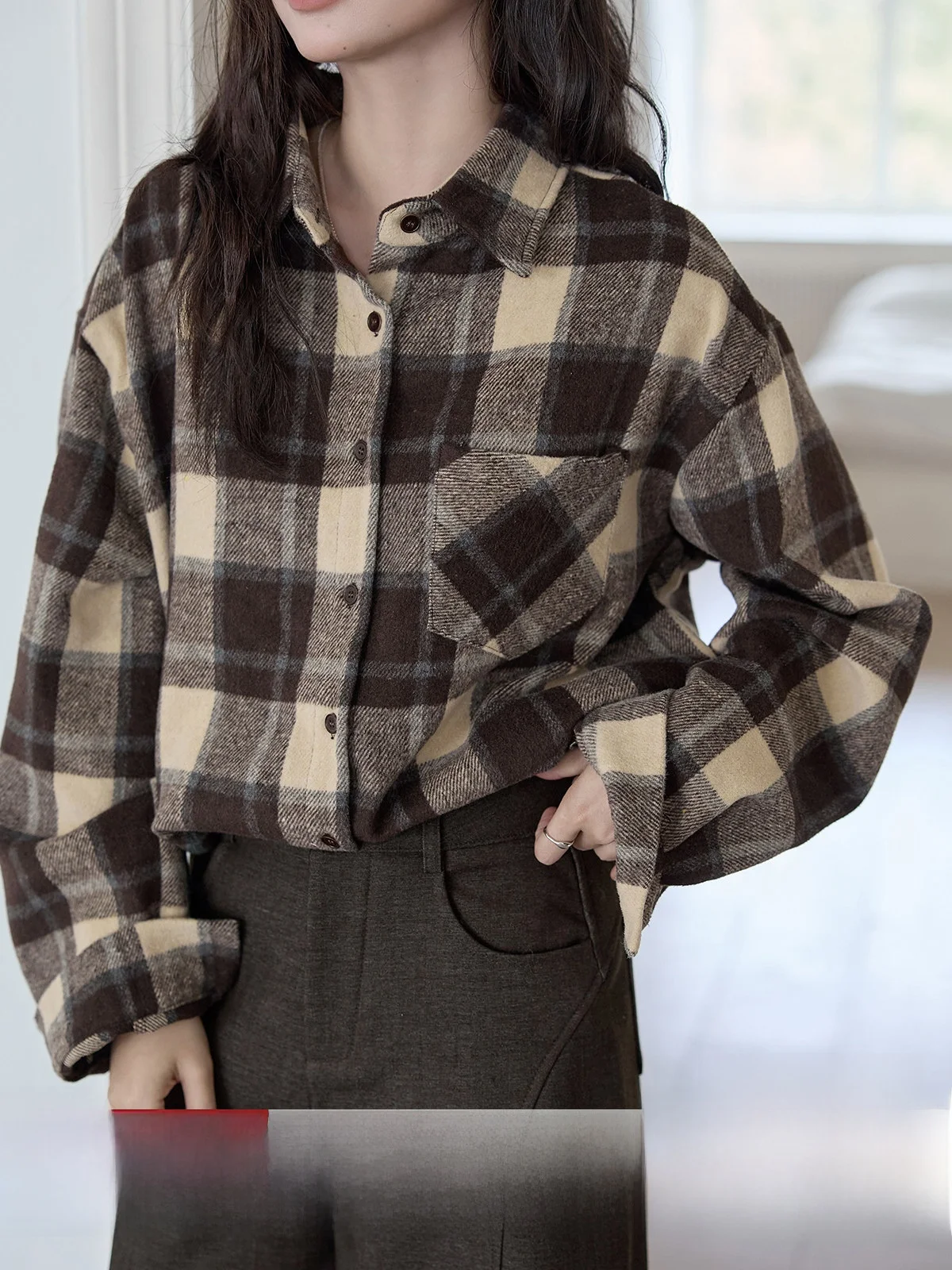 

HuiXi Polka Dot Long Sleeve Neck Shirt Women's Loose Fit Winter New Style Retro Atmosphere Korean Version Checkered Shirt