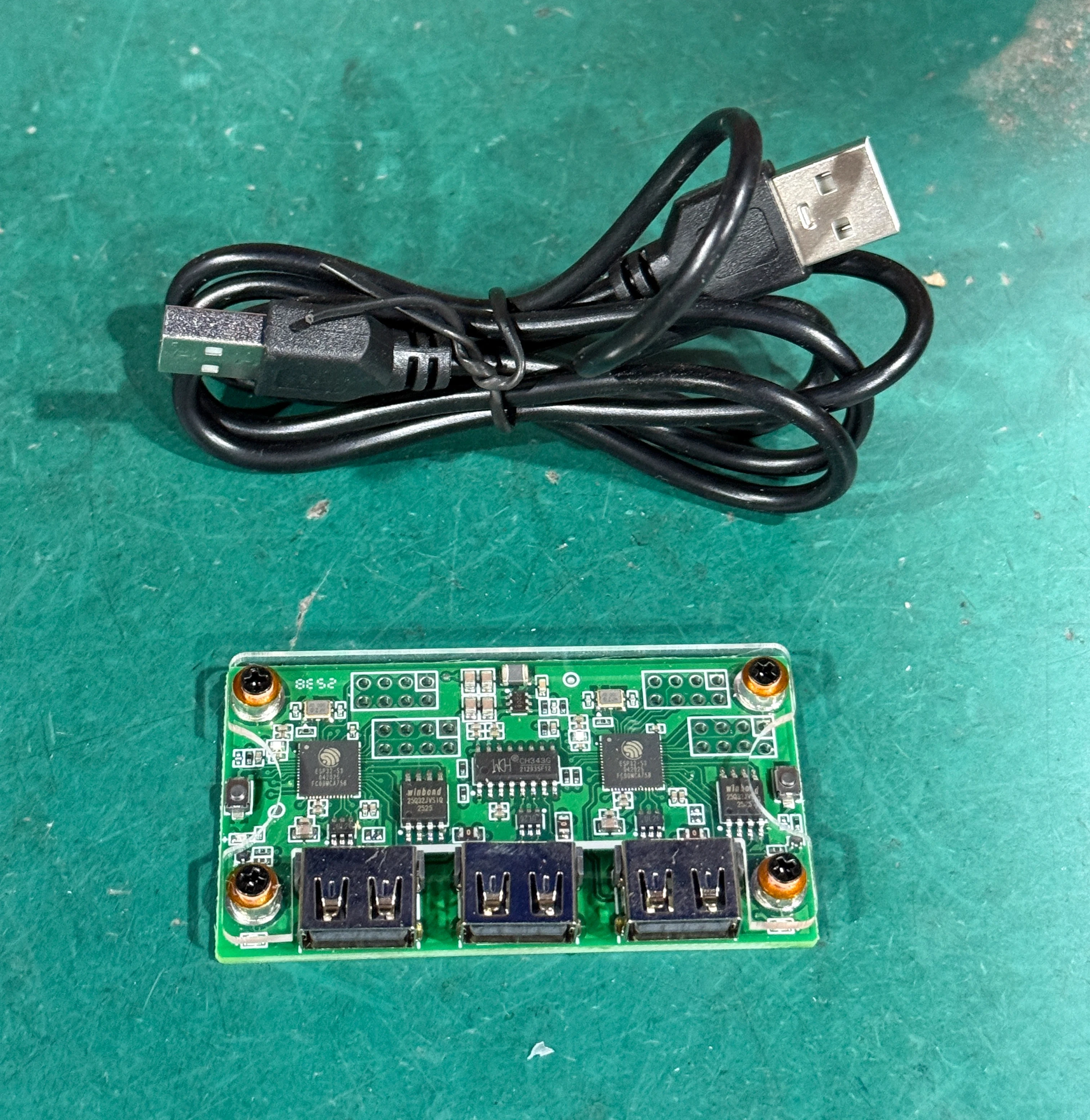 MAKCU Key&Mouse Box Arduino Development Boards ESP32-S3 With Shell And Cable Not original