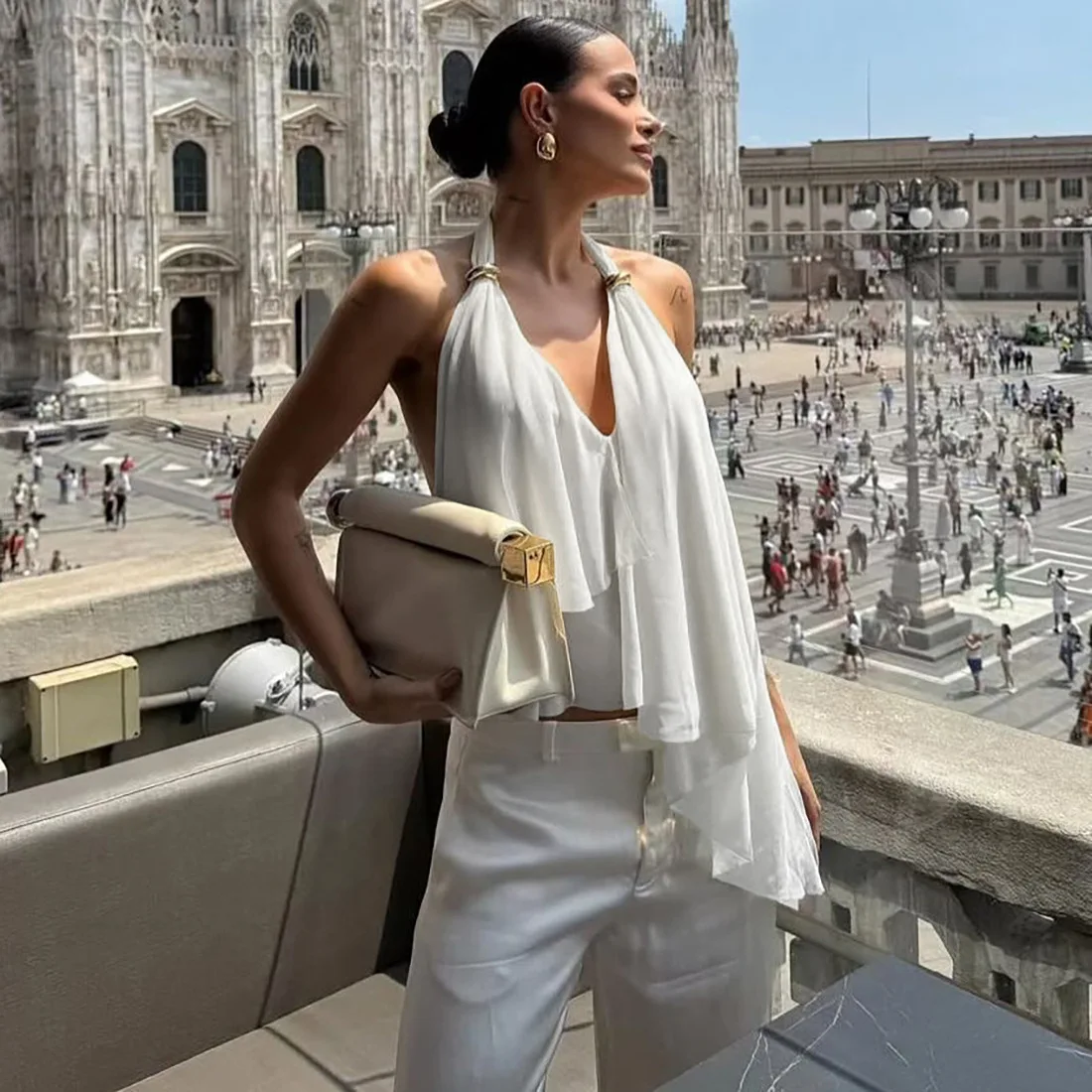 

2026 Новая весенняя сексуальная модная майка с открытой спиной, женская майка с лямкой на шее и v-образным вырезом, нерегулярная сетка в стиле пэчворк, элегантный жилет для свиданий ко Дню святого Валентина