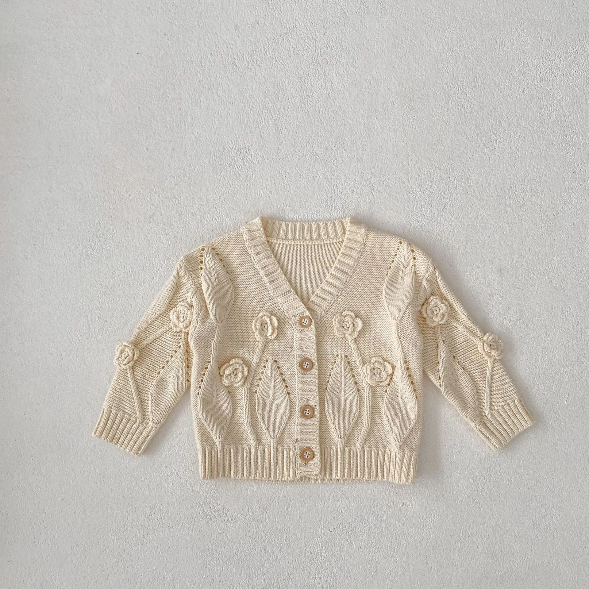 

New Autumn Fashion Baby Sweaters Children Handmade Flower Cardigan Sweater Cotton Boy Girl Knit Coat Solid Infant Casual Jacket