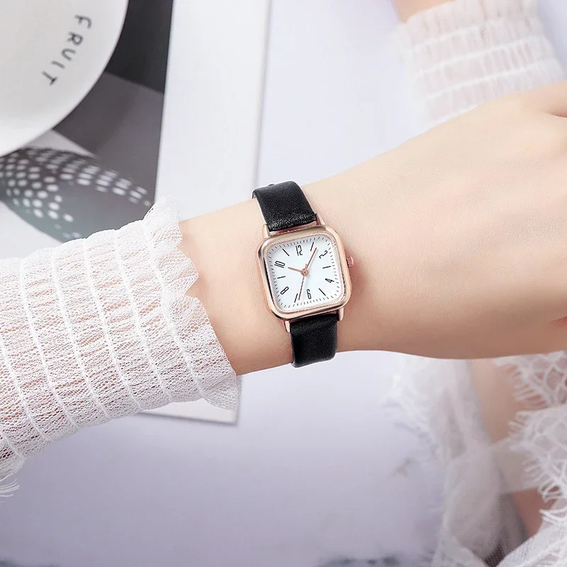 2024 New Pure Fresh Color All-in-one Simple Senior Ladies Belt Sweet Girl Quartz Watch PU Leather