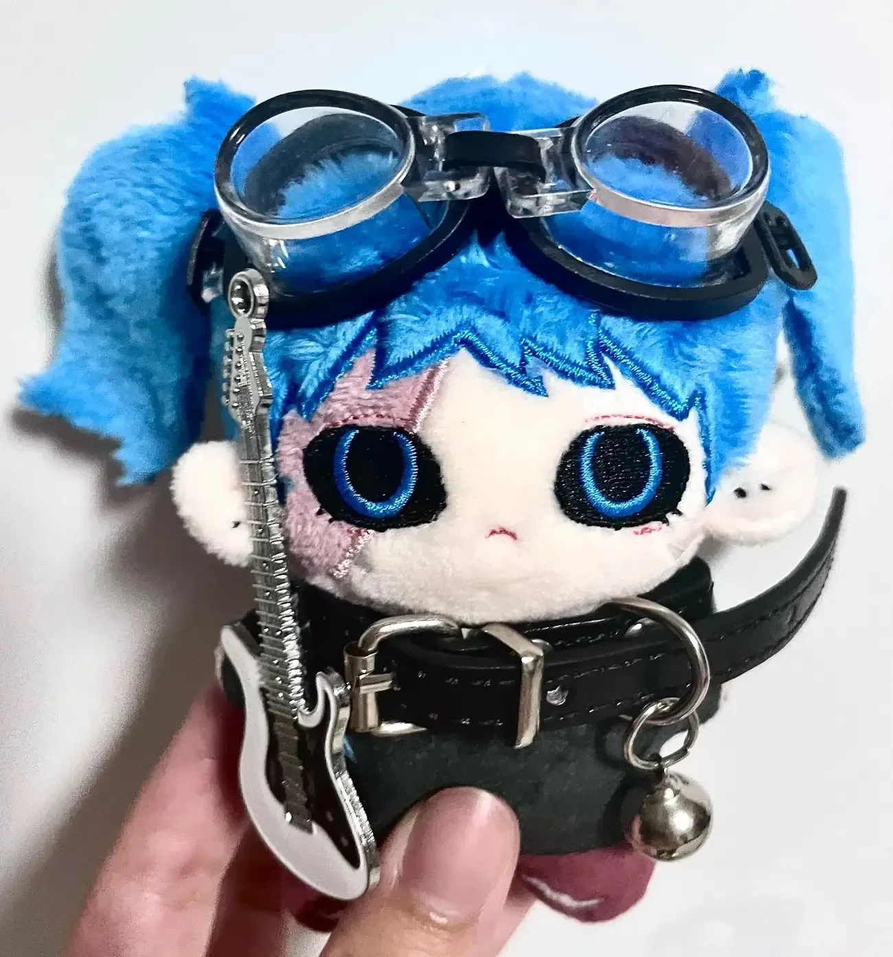 دمية الدعائم نظارات الطفل المنمنمات منزل نظارات السباحة الأسود المختنق جيتار صغير لدمية القطن 10 سنتيمتر