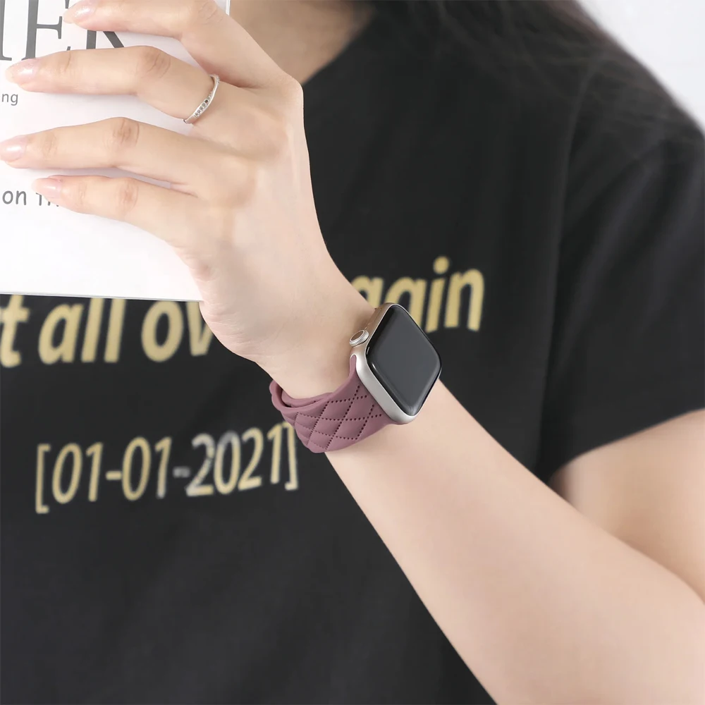 Straps For Apple Watch Band 44mm 42mm 45mm 41mm 49mm 40mm Engraved Silicone bracelet correa iwatch Series 8 9 SE 7 6 5 4 3 Ultra
