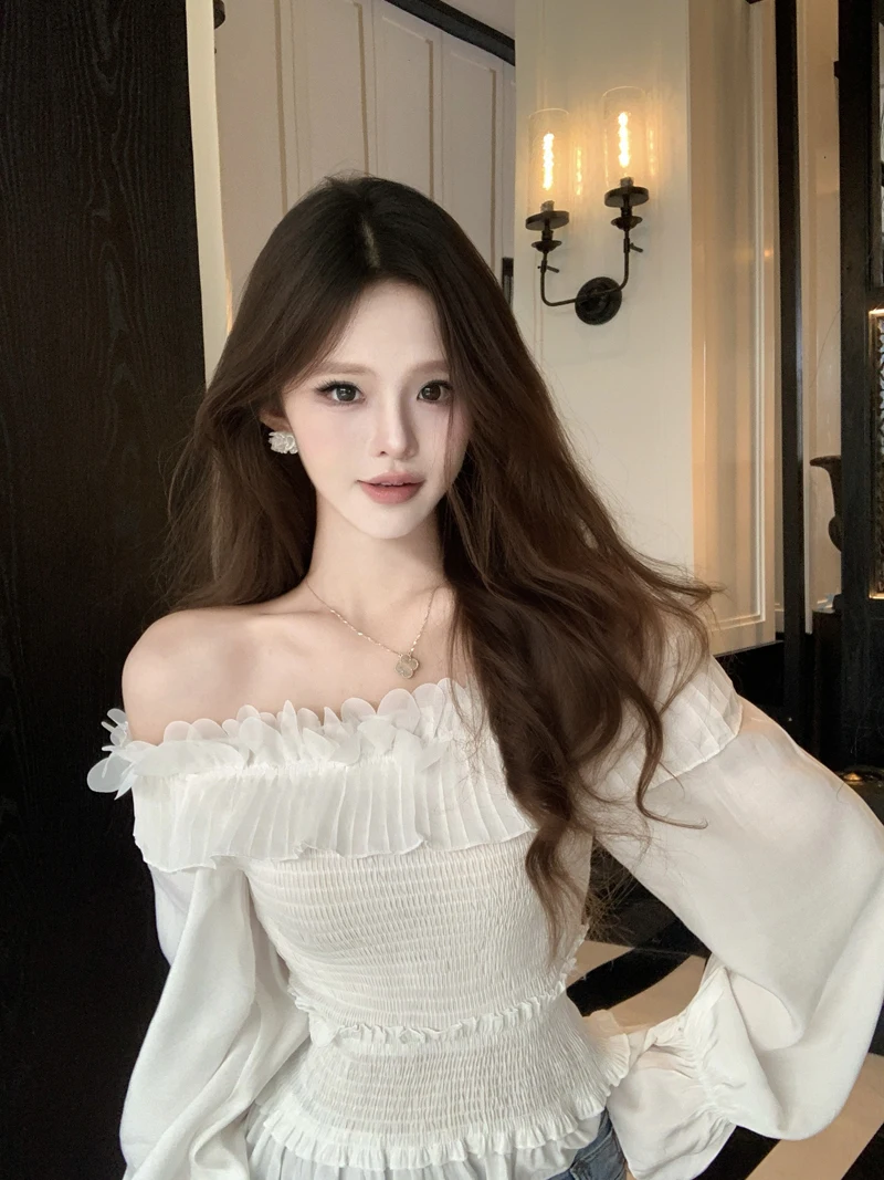 

Ruffled Off Shoulder Shirt for Women's Autumn Design Long Sleeved French Style Waist Cinching Short Top