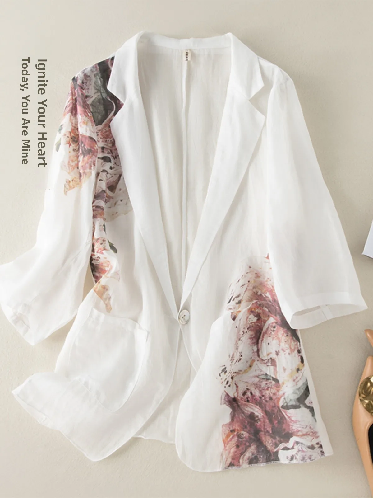 بدلة جايت من القطن والكتان مطبوعة على شكل حرف V-ne ort Sve كتان رفيع للحماية من الشمس قميص نسائي فضفاض بأزرار للتنقل... #1