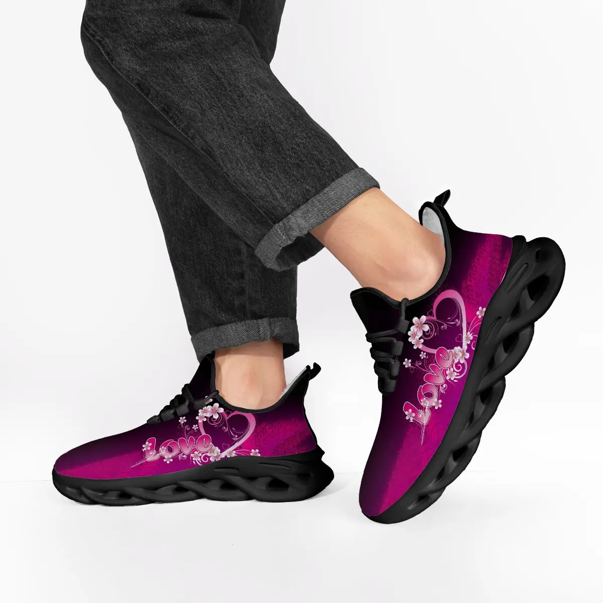 

Lightweight Color-block Heart Check Low-top Parent-child Style Stylish Lace-up Soft-soled Casual Shoes Letter Pattern Design