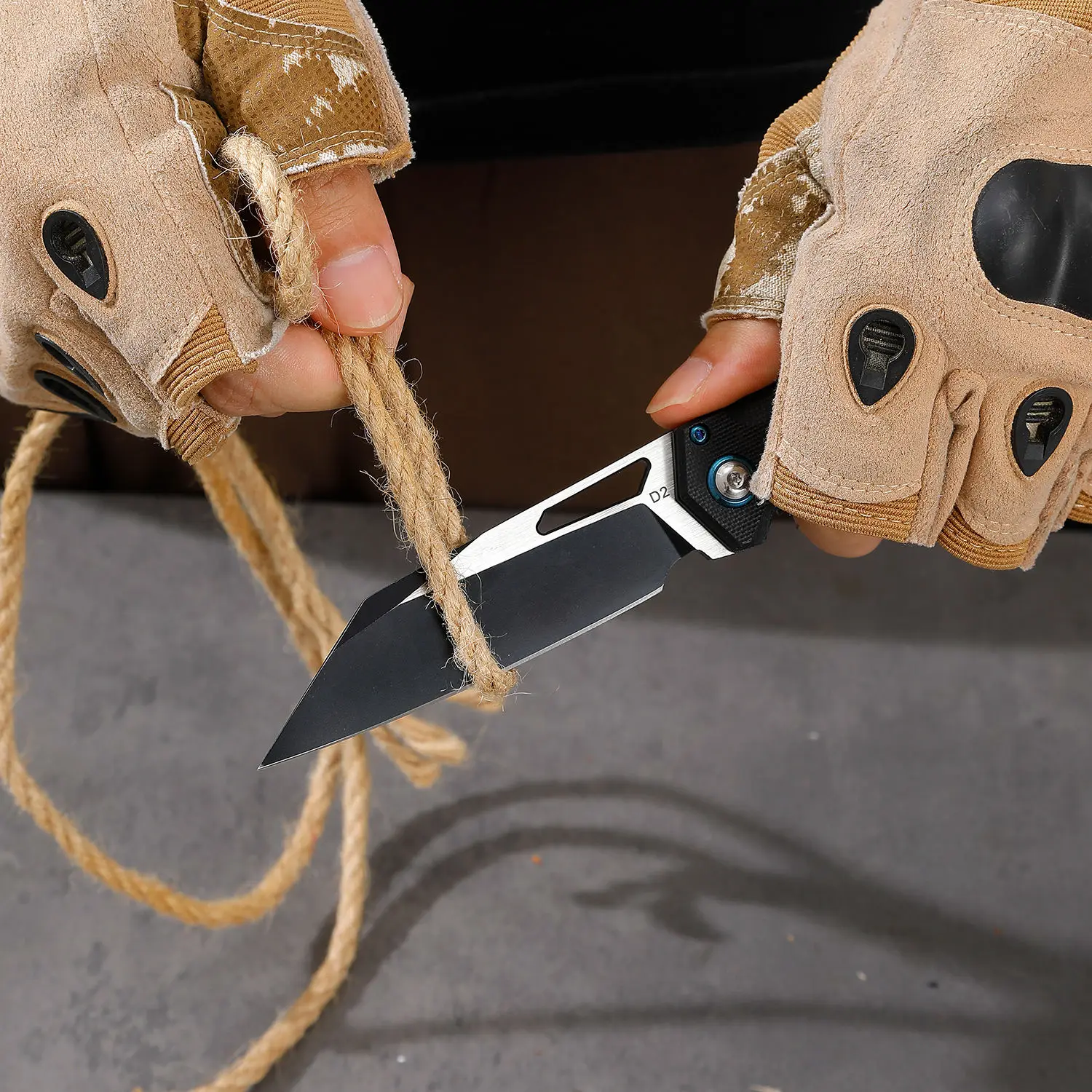 휴대용 접이식 칼 D2 강철 고경도 G10 핸들 야외 EDC 다기능 필드 생존 가정용 과일 칼 도구