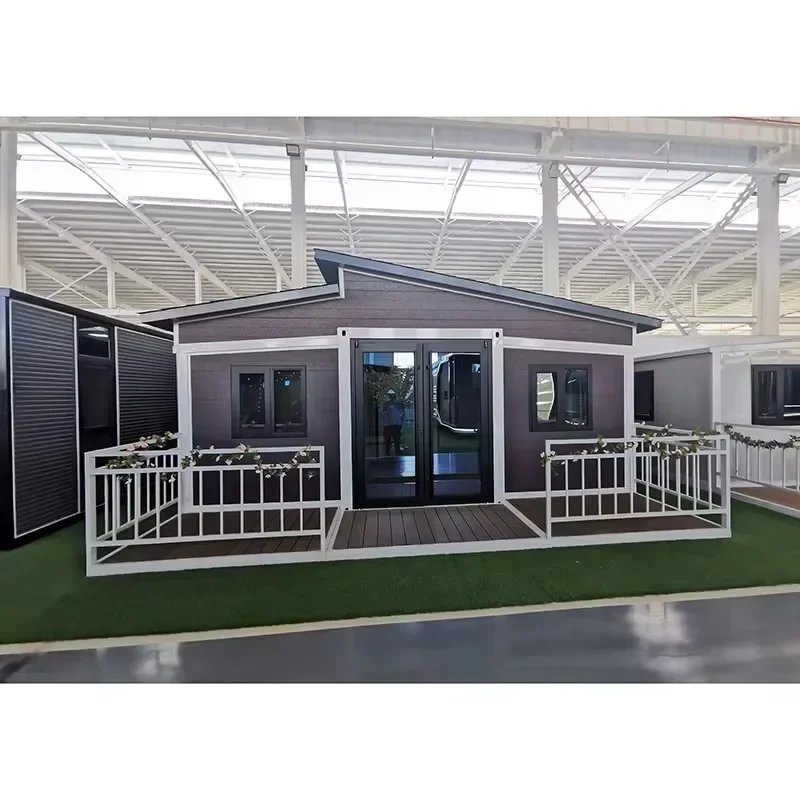 Prefabricated Prefab Mobile Tiny Home Light Steel Roof 2 3 4 5 Bedroom 20ft 40ft Folding Expandable Container House Terrace