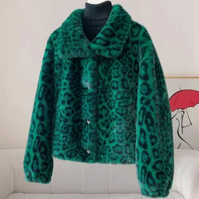Nowe płaszcze jesienno-zimowe Krótkie płaszcze ze sztucznego futra Modne kurtki z futra norek w panterkę Puszyste, miękkie, z klapami, zapinane na jeden guzik, ciepłe i stylowe