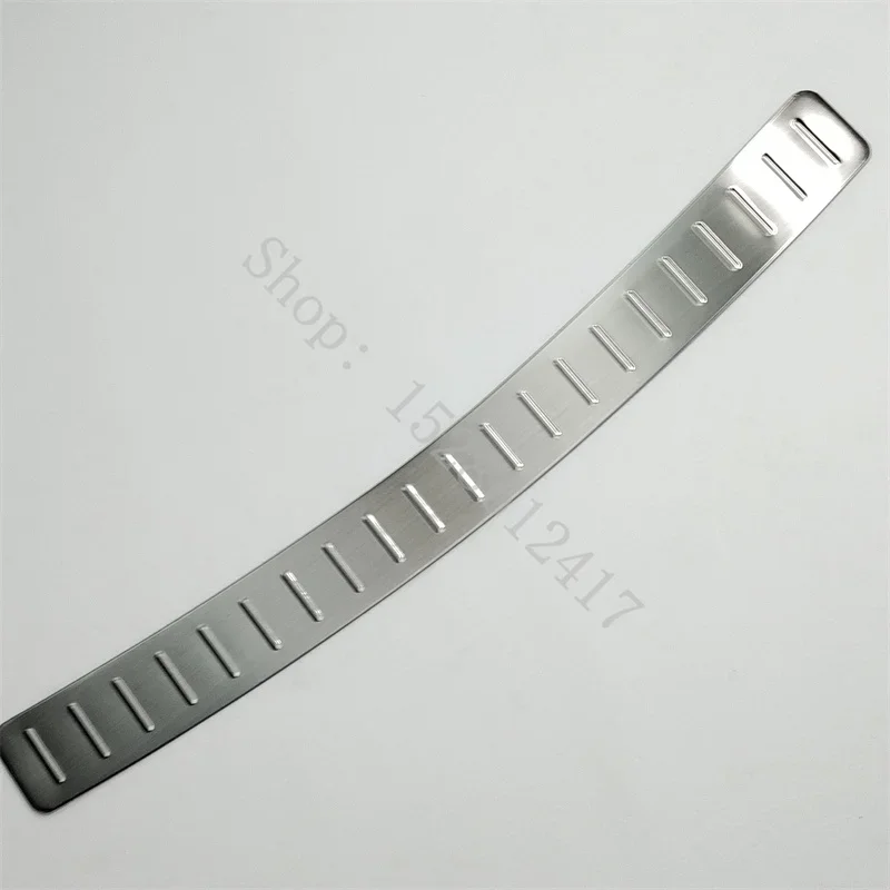 for Buick Encore Stainless steel Rear Bumper Protector Sill Trunk Rear guard Tread Plate Trim Car Accessories
