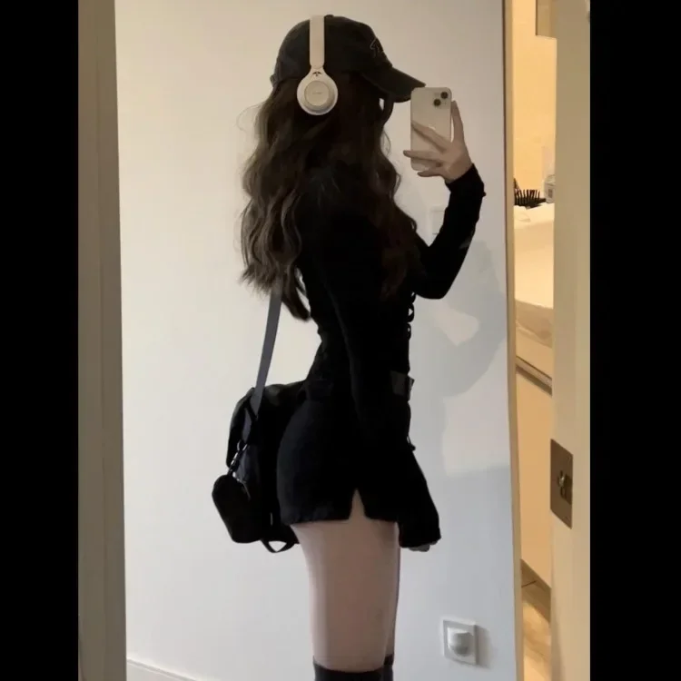 

Новые весенние облегающие трикотажные топы на молнии с длинными рукавами для женщин + Y2k E-Girl, черные шорты с высокой талией, комплекты из двух предметов