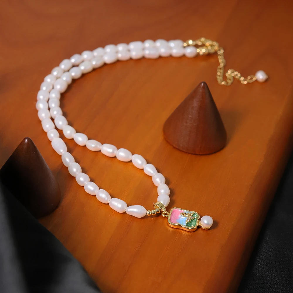 Natural Freshwater Oil Painting Pearl Butterfly Necklace Korean Style Women Luxury Jewelry Fashion Ladies and Girls Gift GN0668