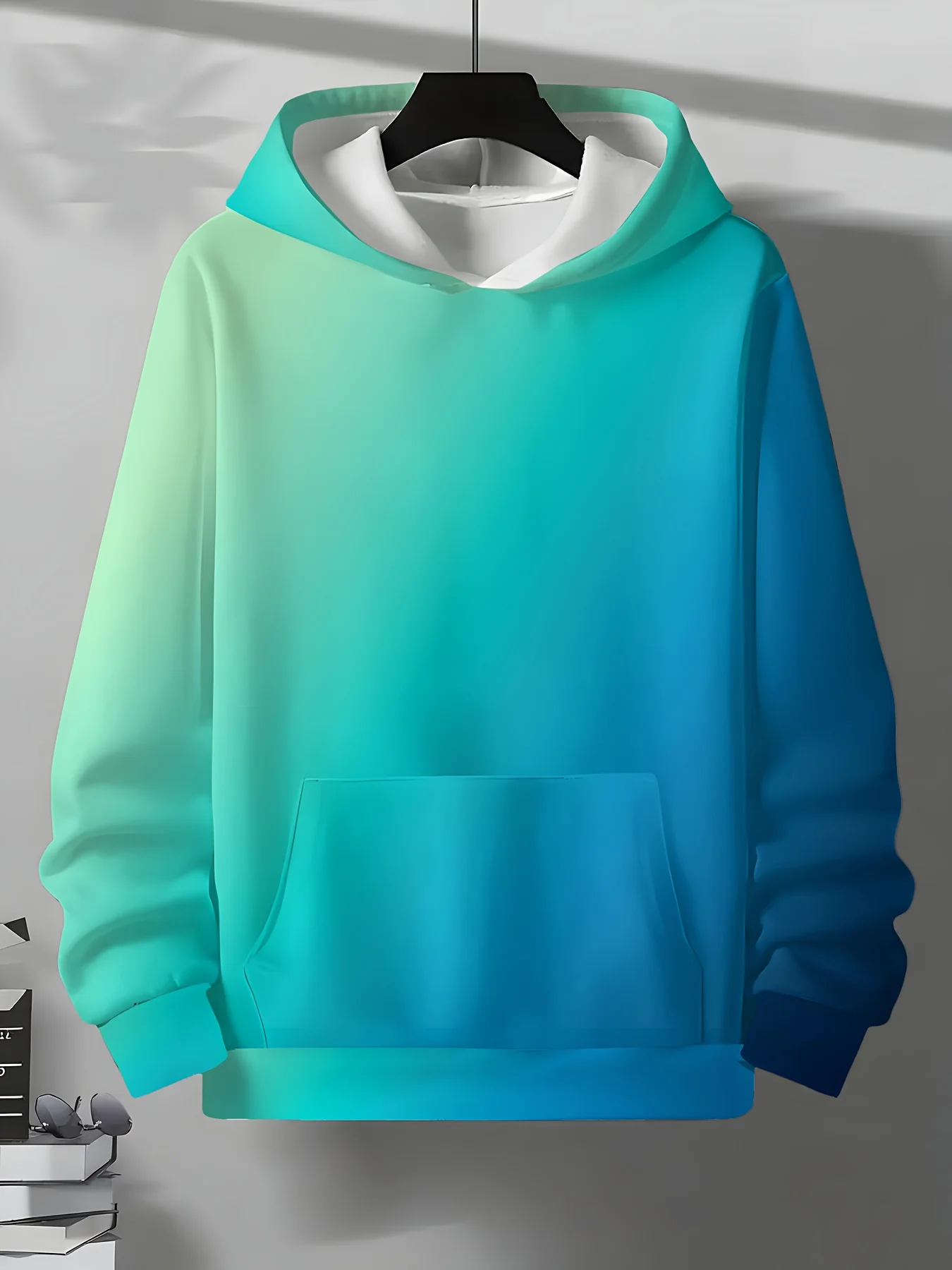 

Men's Color Gradient Print Hoodie Fashion Blue Green Transition Pattern Long Sleeve Casual Top Trendy Apparel For Daily Wear