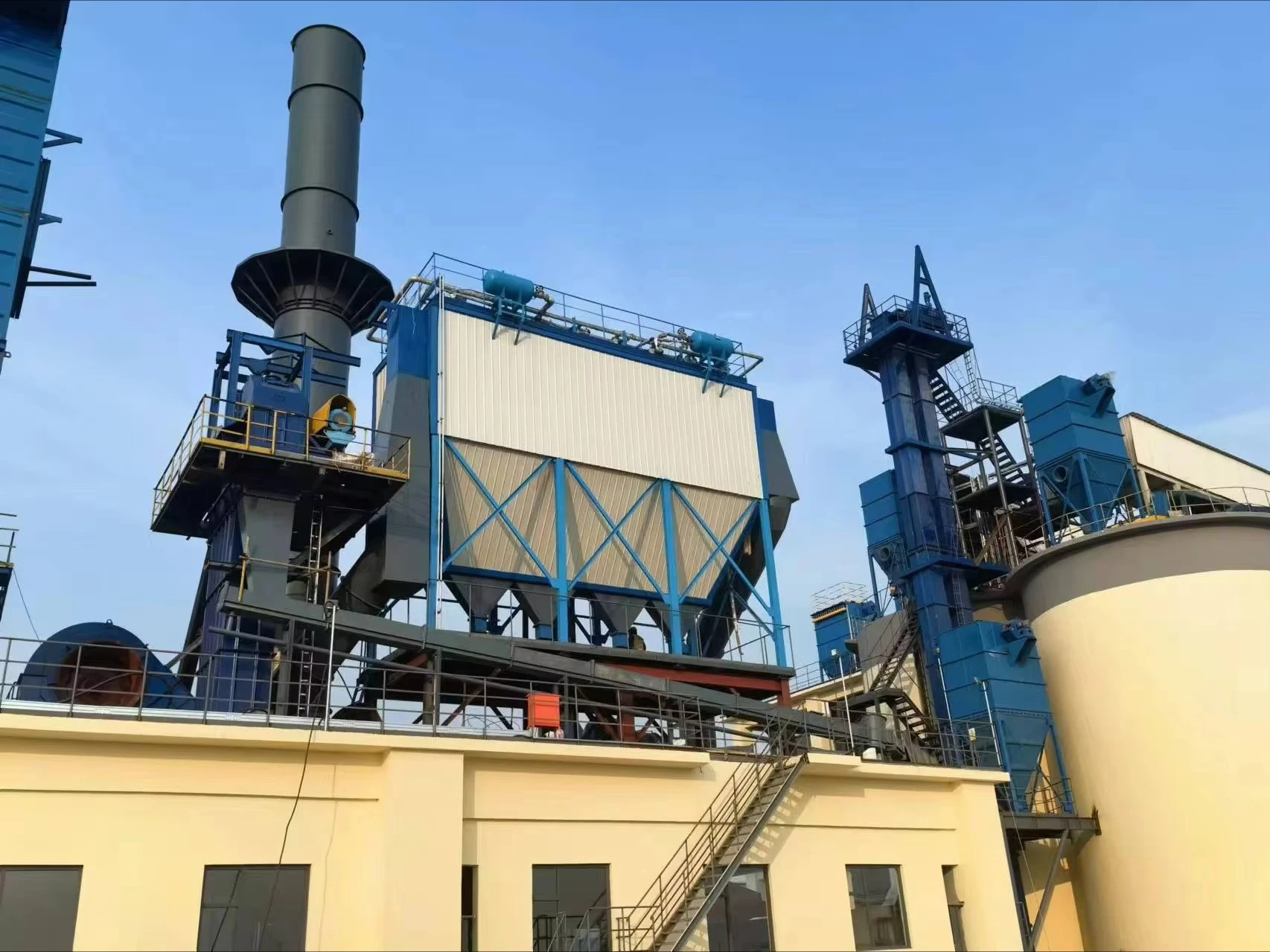 Customizable Pulse Bag-type Dust Collector with Central Dust Removal, Specially Designed for Woodworking Applications