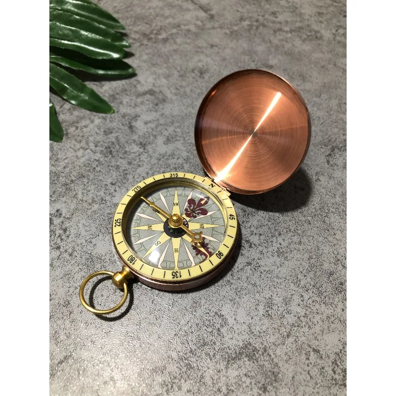 Retro Copper Compass Pocket Watch Compass Fashion Flip Portable Compass Guide Outdoor Waterproof High Precision