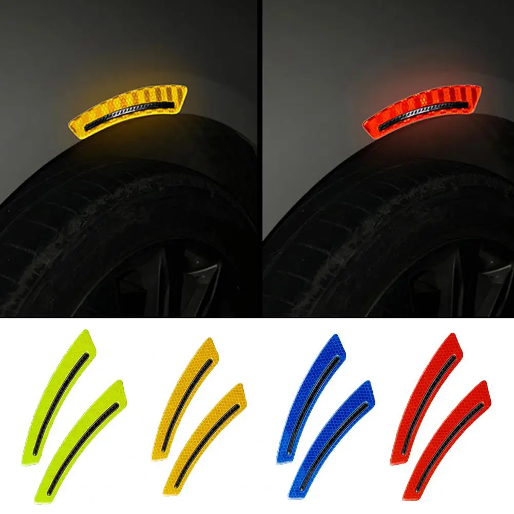 2Pcs Car Wheel Eyebrow Universal Reflective Warning Car Fender Protector Wheel Arch Mouldings Sticker Car Fender Protector