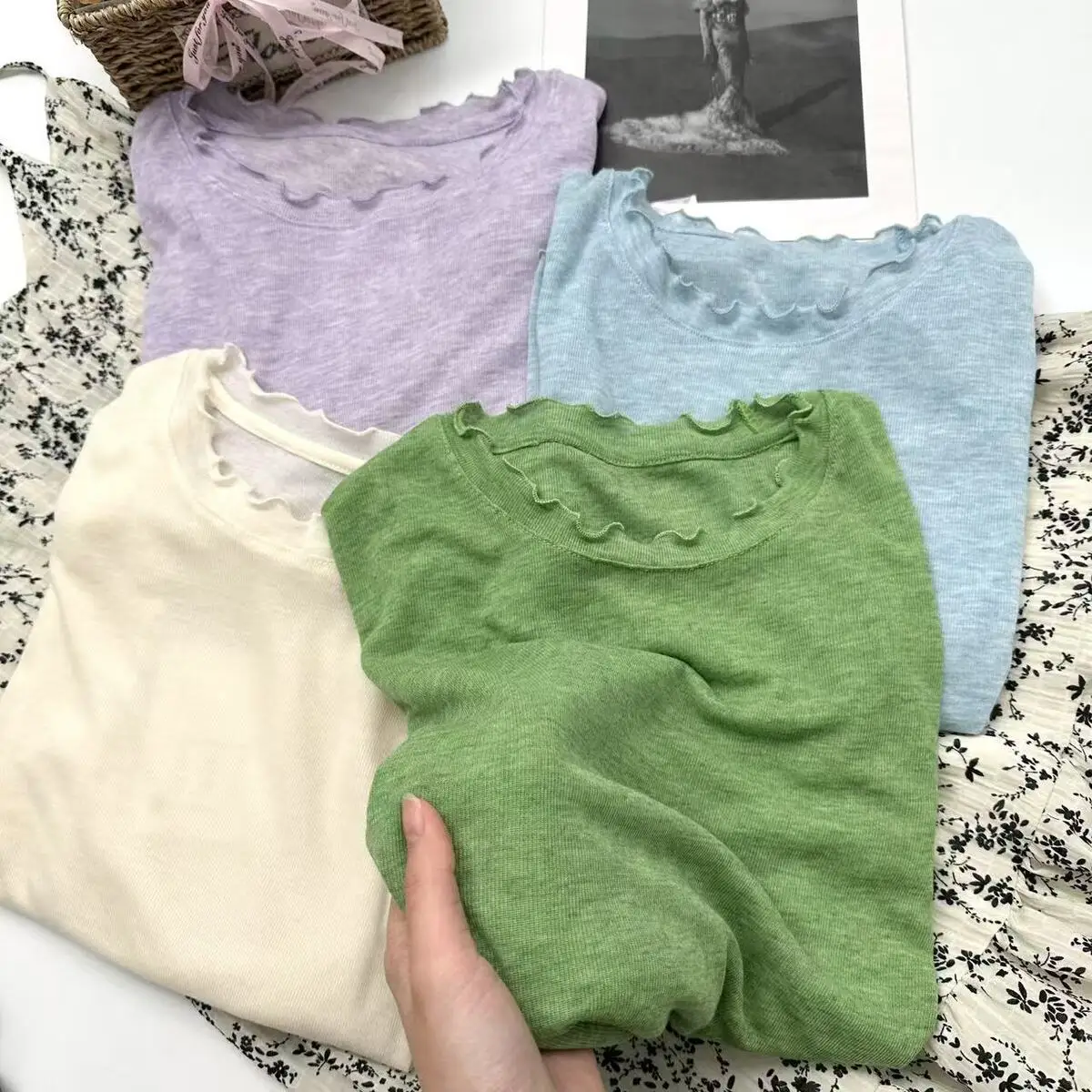Ultra-Soft Knit Long Sleeve Pure Color Skin-Like Touch Korean Style Wood Grain  Casual T-Shirt for Young Women