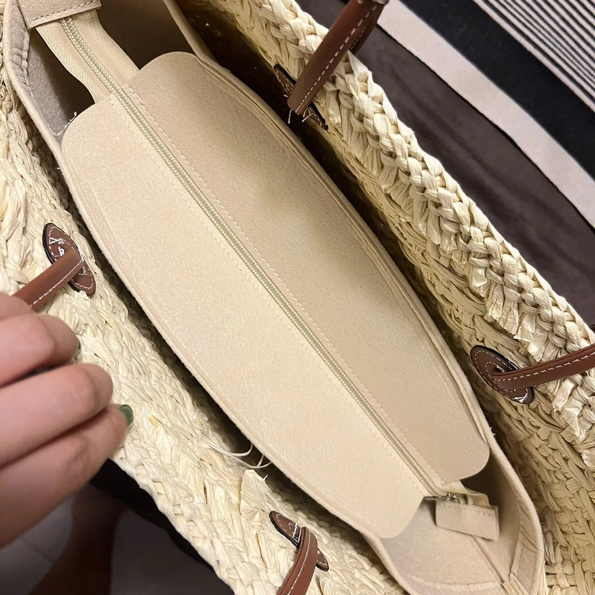 Felt Bag Organizer Insert Shoulder Strap for LOE Anagram Basket Straw Woven Bag Support Inner Liner Bags Accessories