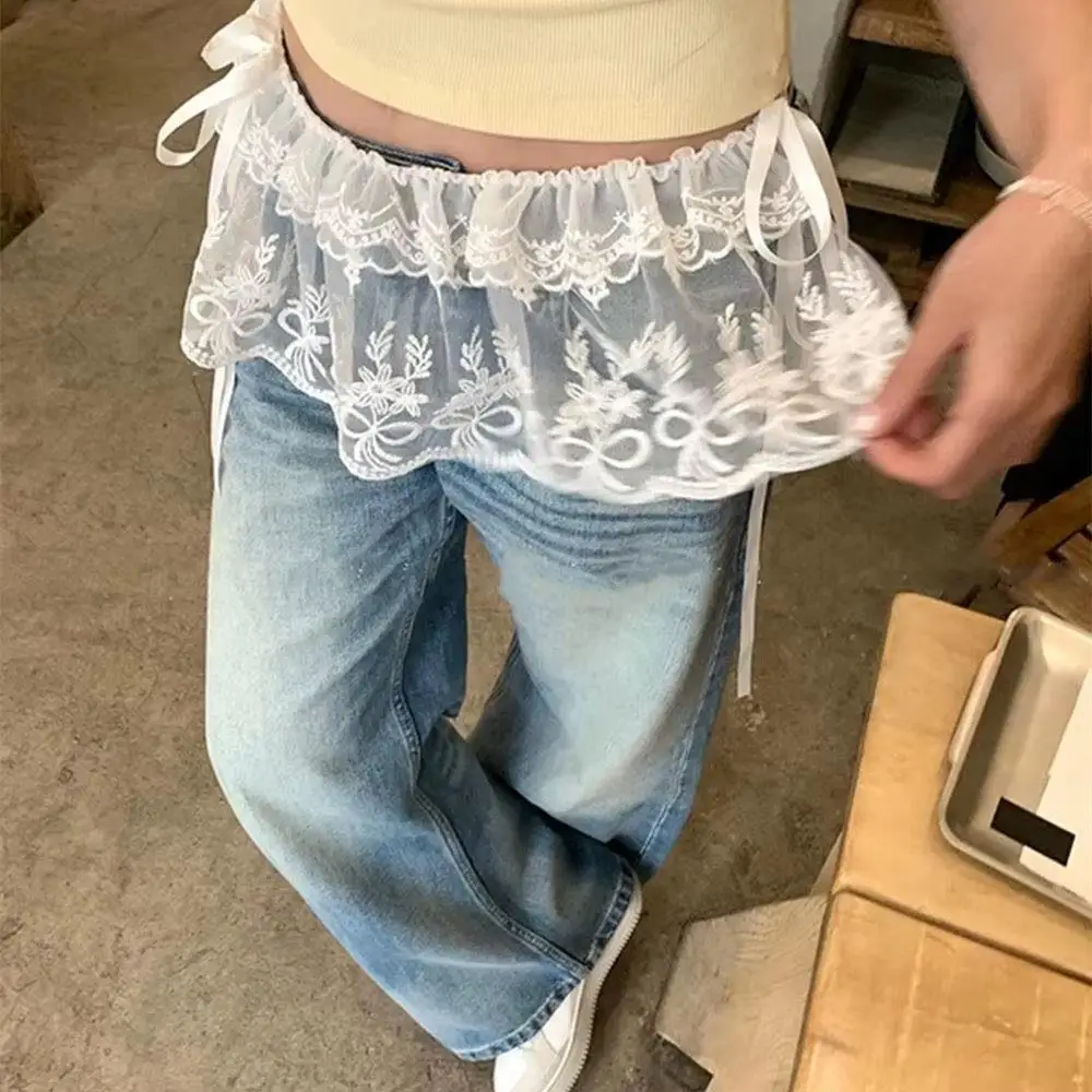 2025 Minigonne da donna con volant in rete di pizzo coreano con lacci Gonna corta a pieghe bianca Gonna a trapezio a strati con fasciatura dolce coreana chic