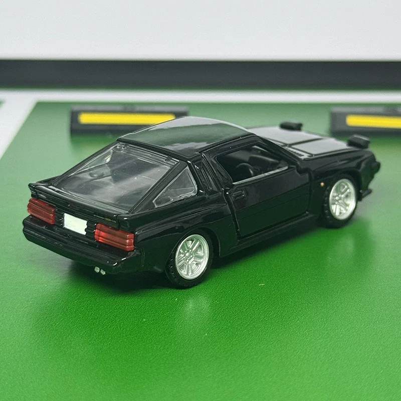 Takara Tomy Tomica Premium 13 Mitsubishi Starion Car Alloy Toys Pojazd silnikowy Diecast Metal Model Dzieci Prezent świąteczny Zabawki dla chłopców