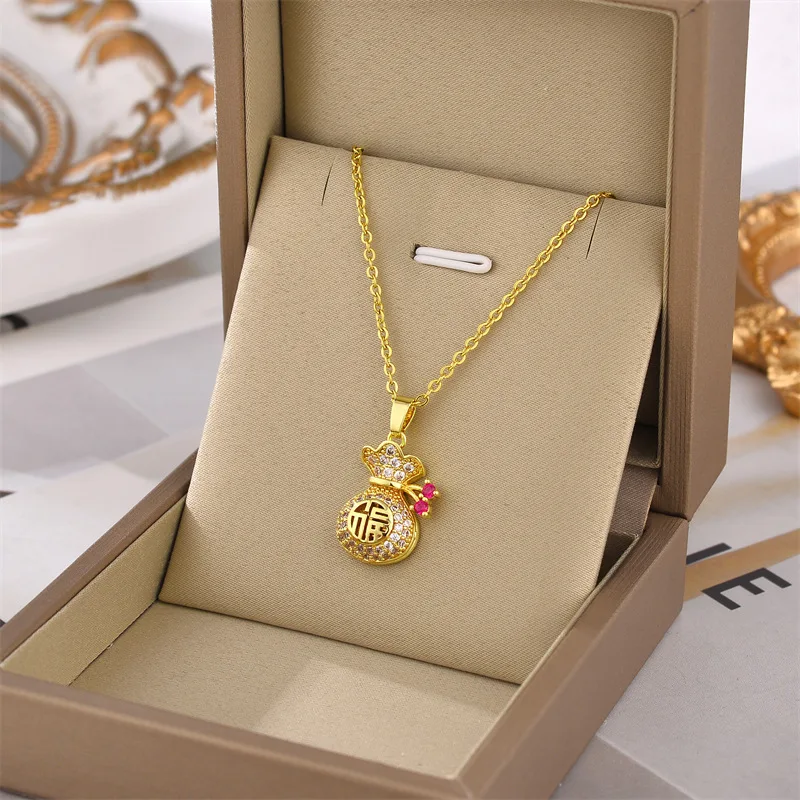 

Full Diamond Lucky Bag Money Bag Pendant Titanium Steel Necklace Women's Colorless Necklace Jewelry