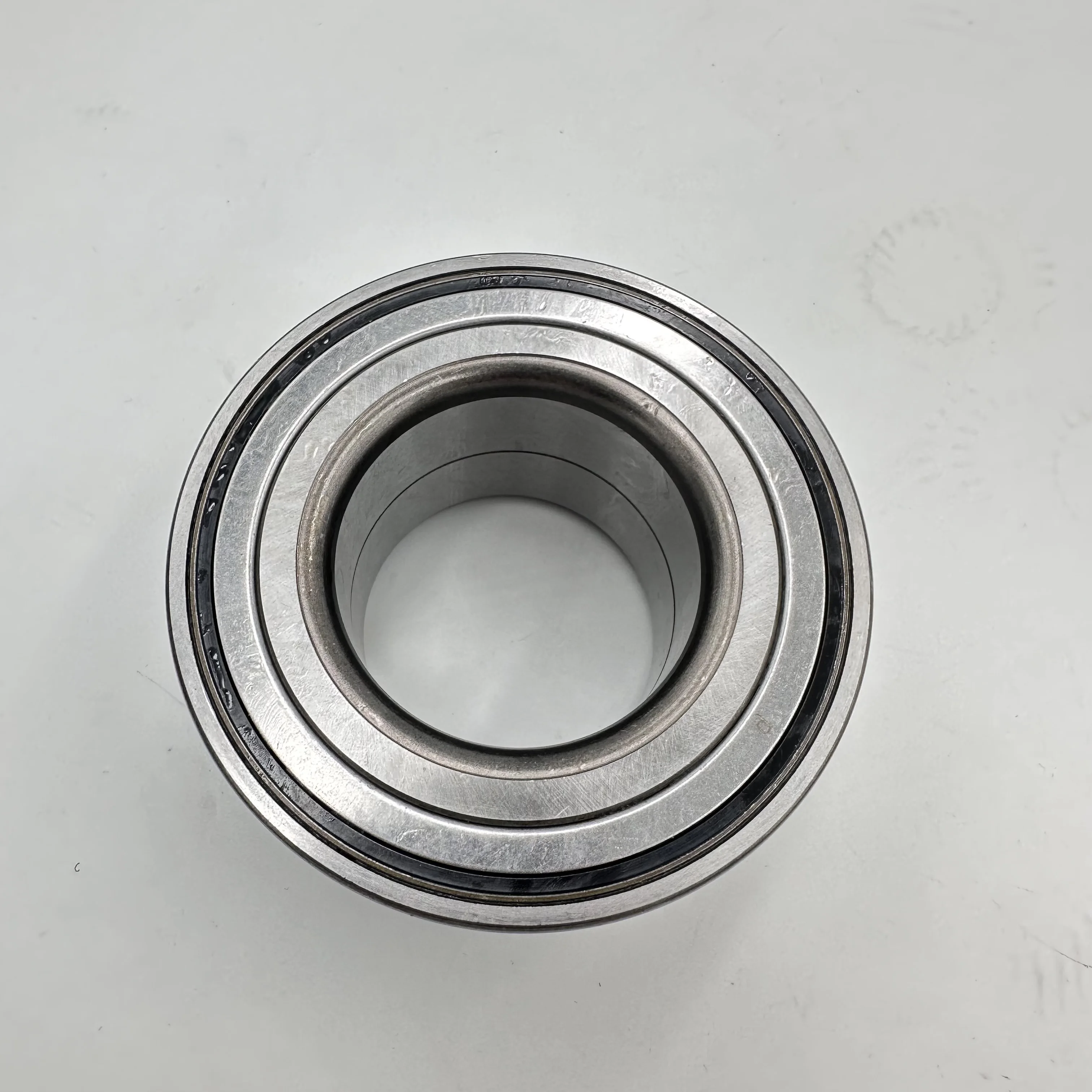 Front Wheel Bearing LR070453 LR133541 LR122585 LR024267 C2D47037 T4A12006 C2D30342 For Land Rover Range Rover Evoque Sports