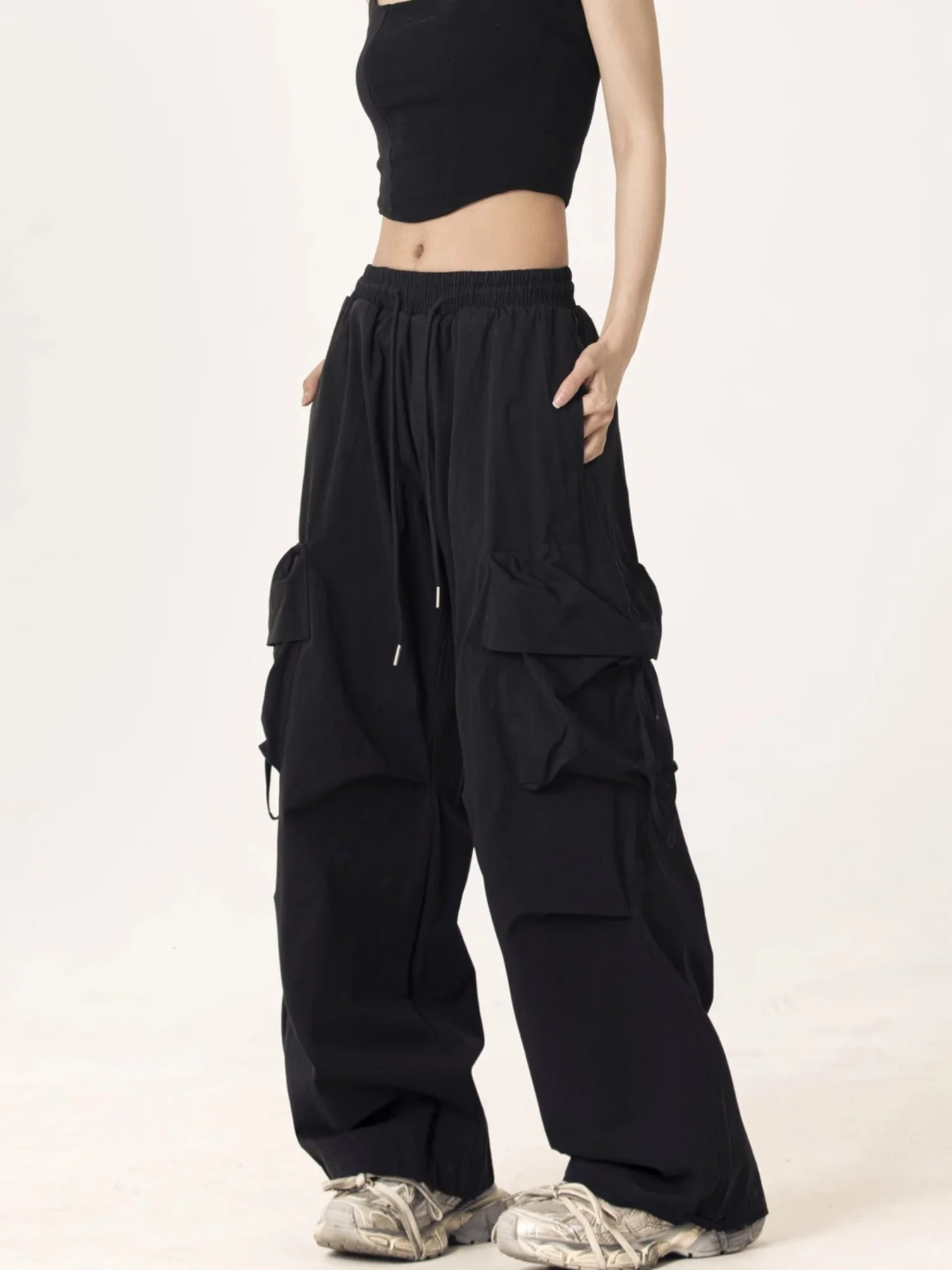 Pantaloni sportivi casual comodi e larghi di nuovo stile primavera e autunno, pantaloni lunghi versatili alla moda, abbigliamento da pendolarismo retrò americano dimagrante a vita alta, pantaloni cargo retrò americani per le donne