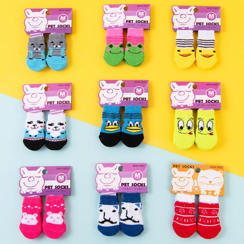 Conjunto de 4 pares de meias para cães e gatos, com estampa, antiderrapantes, para proteger e evitar sujeira, meias quentes para filhotes.